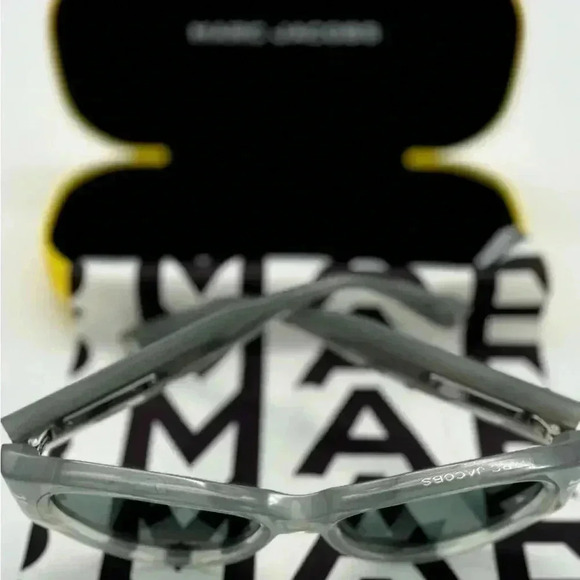 Brand New with Case, Marc Jacob’s Sunglasses - Picture 6 of 9
